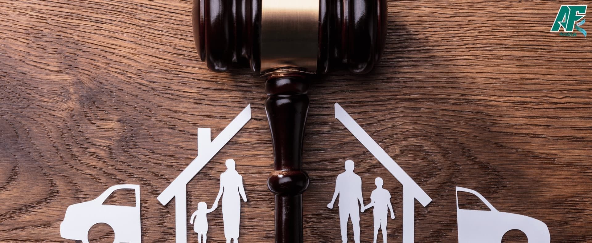 Avioeroprosessin syväanalyysi Suomessa  Oikeudelliset vaiheet, taloudellinen ositus ja lasten hyvinvointi